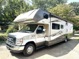 2017 Winnebago Class C RV MINNIE WINNIE