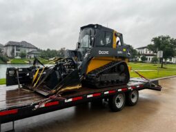 2020 John Deere Skid Steers 325G