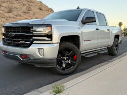 2017 Chevrolet Silverado 1500 Crew Cab Z71 LTZ Pickup 4D 5 3/4 ft