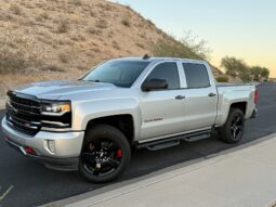 
										2017 Chevrolet Silverado 1500 Crew Cab Z71 LTZ Pickup 4D 5 3/4 ft full									