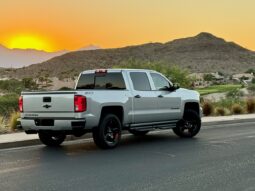 
										2017 Chevrolet Silverado 1500 Crew Cab Z71 LTZ Pickup 4D 5 3/4 ft full									