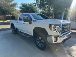 
										2022 GMC Sierra 2500 HD Crew Cab SLT Pickup 4D 6 1/2 ft full									