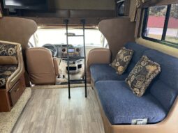 
										2013 Jayco Class C RV GREYHAWK 31 DS full									