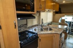 
										2017 Thor Motor Coach Class C RV FREEDOM ELITE 26HE full									