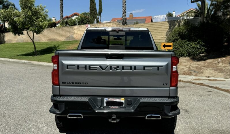 
								2020 Chevrolet Silverado 1500 Crew Cab LT Trail Boss Pickup 4D 5 3/4 ft full									