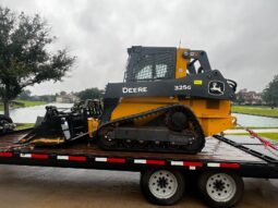 
										2020 John Deere Skid Steers 325G full									