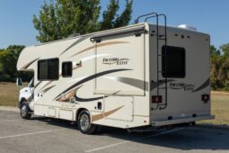 
										2017 Thor Motor Coach Class C RV FREEDOM ELITE 26HE full									