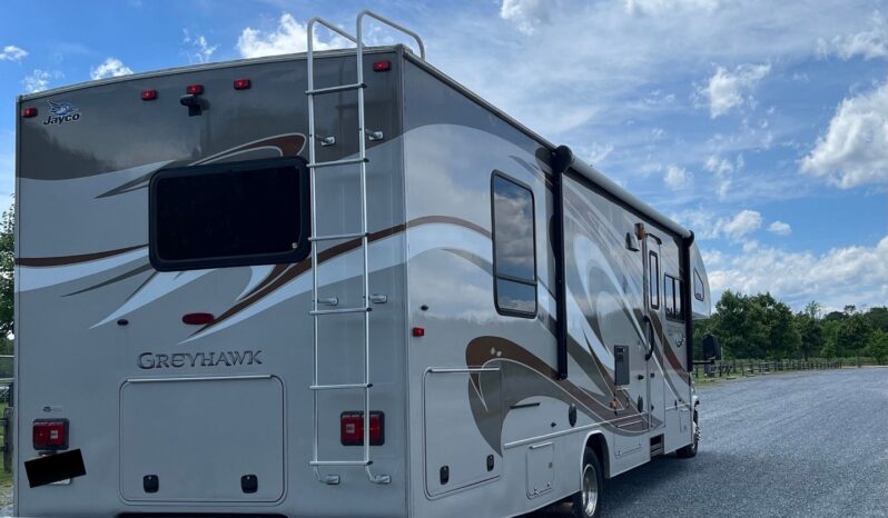 
								2013 Jayco Class C RV GREYHAWK 31 DS full									