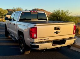 
										2017 Chevrolet Silverado 1500 Crew Cab Z71 LTZ Pickup 4D 5 3/4 ft full									