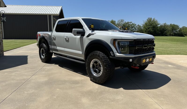 
								2023 Ford F150 SuperCrew Cab Raptor R Pickup 4D 5 1/2 ft full									