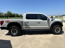 
										2023 Ford F150 SuperCrew Cab Raptor R Pickup 4D 5 1/2 ft full									