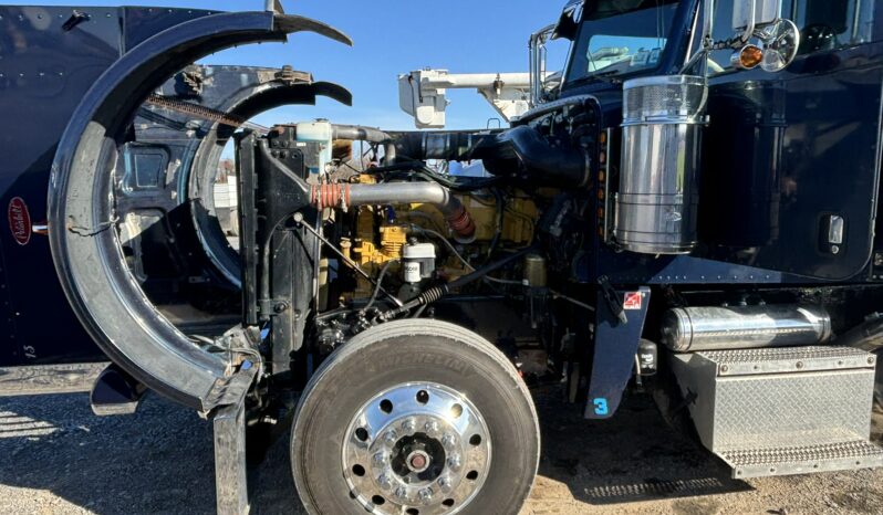 
								2013 PETERBILT 388 full									